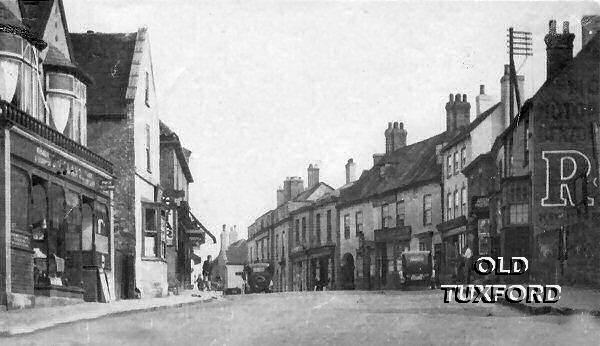 Looking up Eldon Street